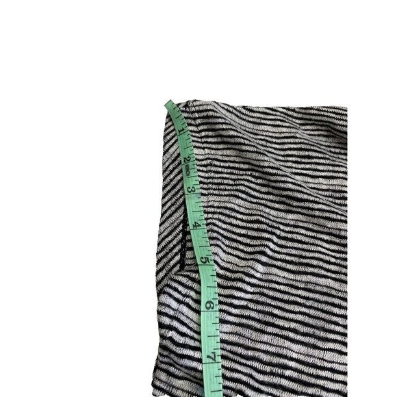 Jones New York Flowy T-Shirt Black and White Stripped Top, Size XL Women's JNY - Picture 9 of 9